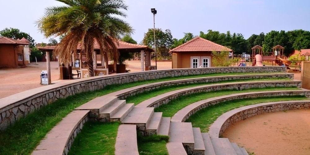 Vijayshree Resort And Heritage Village Hospet Extérieur photo